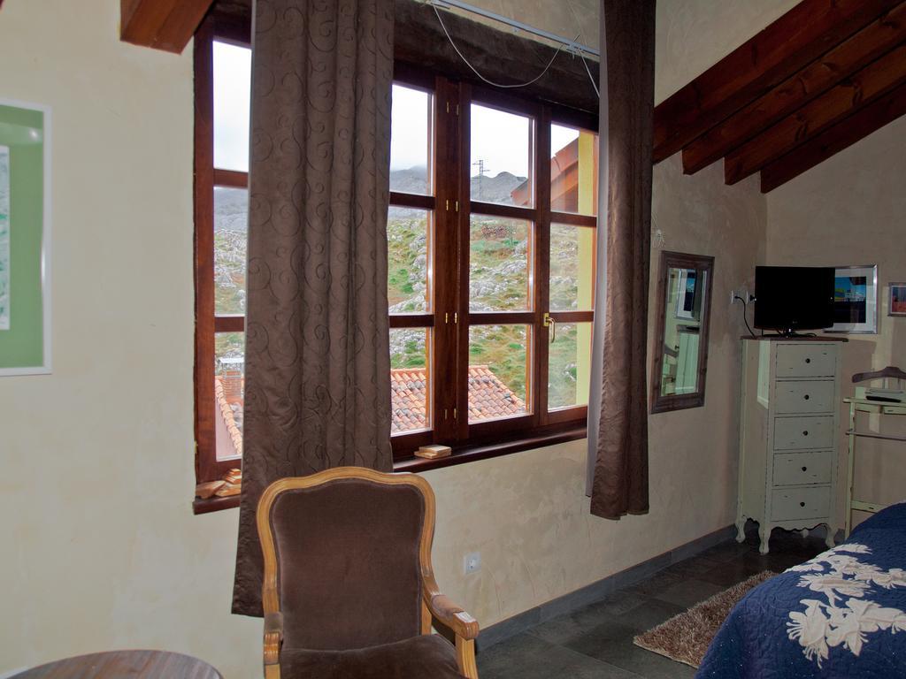 Casa Rural La Cabaña del Valleyu Sotres Habitación foto